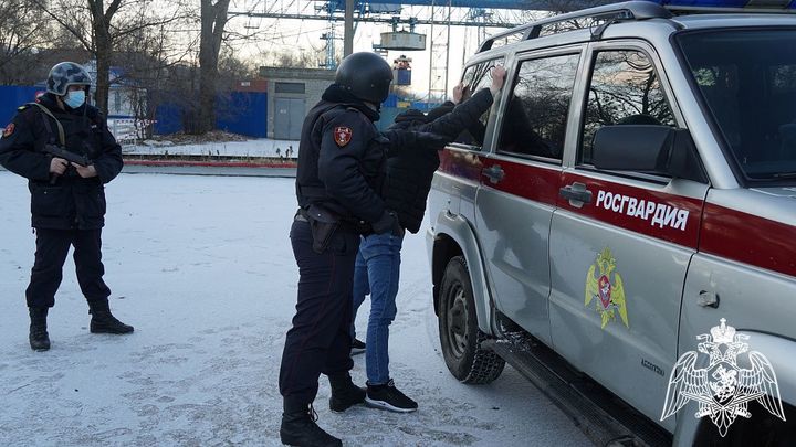 В больнице Дзержинска Росгвардия задержала двух пьяных дебоширов