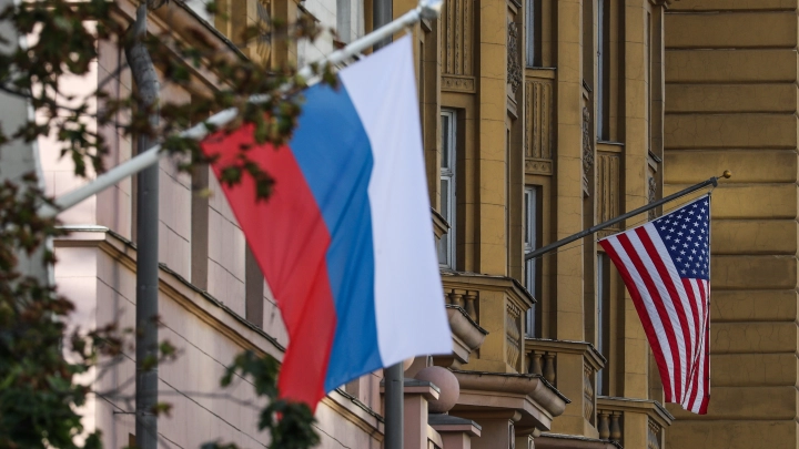 Россия и Украина начинают прямой диалог в Стамбуле при участии США