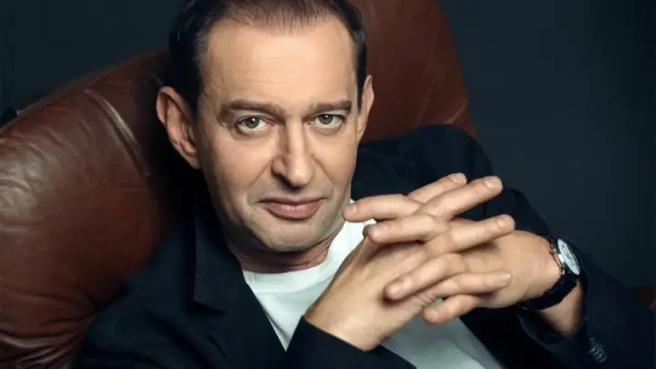 Хабенский не поддержал Певцова и призвал зрителей тщательнее выбирать спектакли