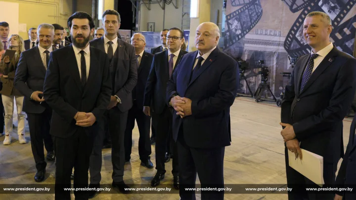 Лукашенко рассказал, с чего обычно начинает свой день после семи утра