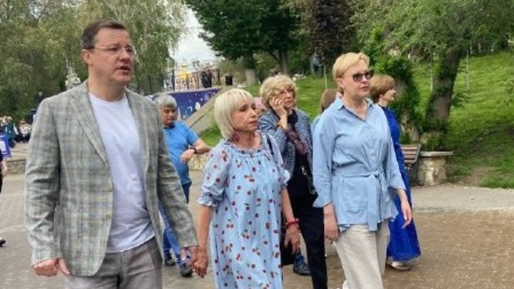 Губернатор Дмитрий Азаров поблагодарил региональные СМИ за профессиональную работу