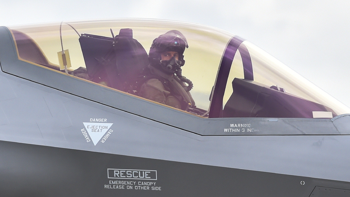 Новейшие F-35C покрылись пятнами. Причина известна, но в Пентагоне молчат