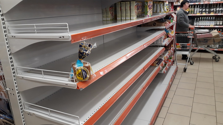 Отставить панику: власти заявили о достаточном запасе продуктов в Самарской области