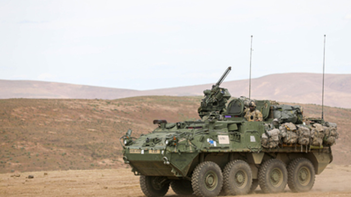 США могут передать Украине бронетранспортёры Stryker - Politico