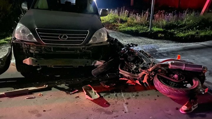 17-летний мотоциклист погиб при столкновении с Lexus под Новосибирском