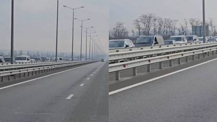 Перед Крымским мостом образовалась пробка из 568 автомобилей со стороны Тамани