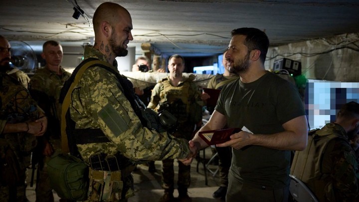 Убийца русских записал видео. Его следует показать Роману Абрамовичу