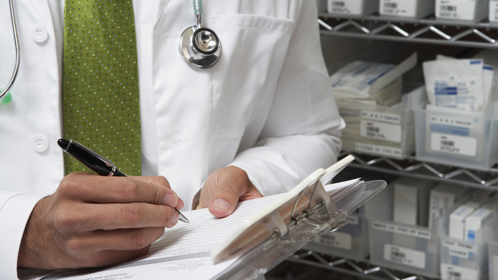 Врачебная тайна: активированный уголь при отравлении не нужен. Чаще всего