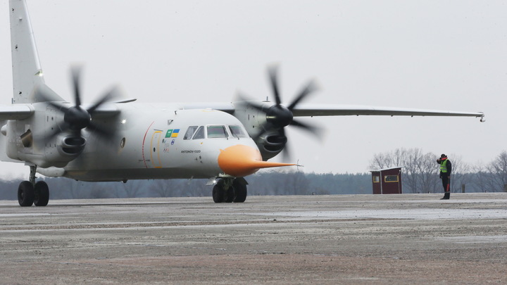 Порошенко всех насмешил фантазиями о независимой авиации Украины