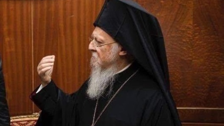 Иудин грех: После празднования главы Фанара вопросы нашлись не к нему