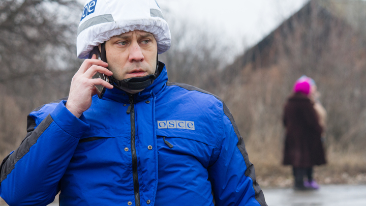 К Донбассу перебрасывают тяжёлую артиллерию. В МИД указали на провокацию Киева