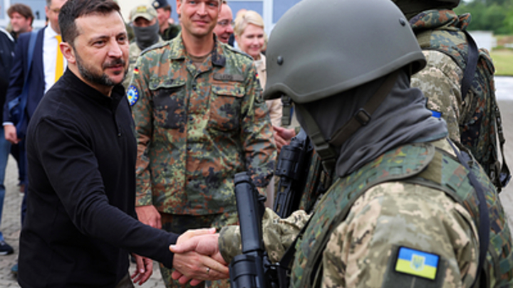 Харьковская ВГА: В Изюм нагнали много военных ВСУ, которые занимают дома жителей