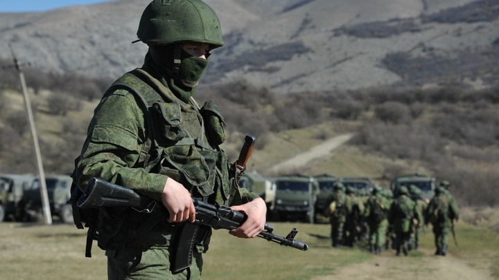 Мирные жители в опасности: Украинские силовики вывели бронетехнику к жилым домам