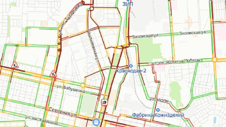 Второй раз за день: дороги Краснодара сковали 10-балльные пробки