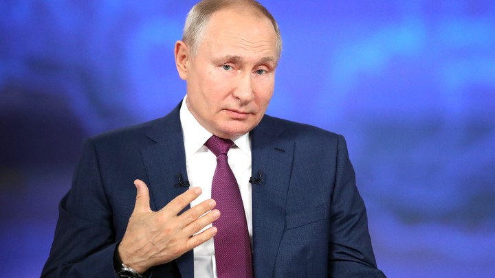 Путин отправил чиновников в Сибирь. На постоянное место жительства