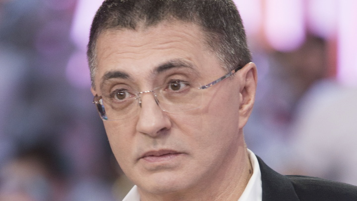 Секунды - и в вас уже 15 кусков сахара: Мясников указал на псевдополезный продукт