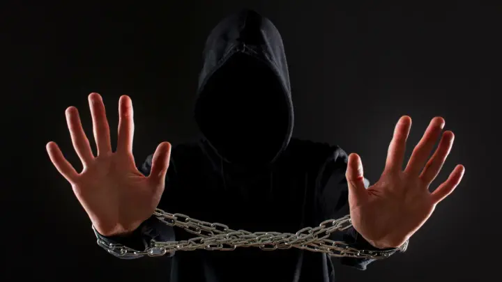 Смерть поймала леди-шпионку. Умерла первая женщина-гендиректор британской службы контрразведки: биография и факты