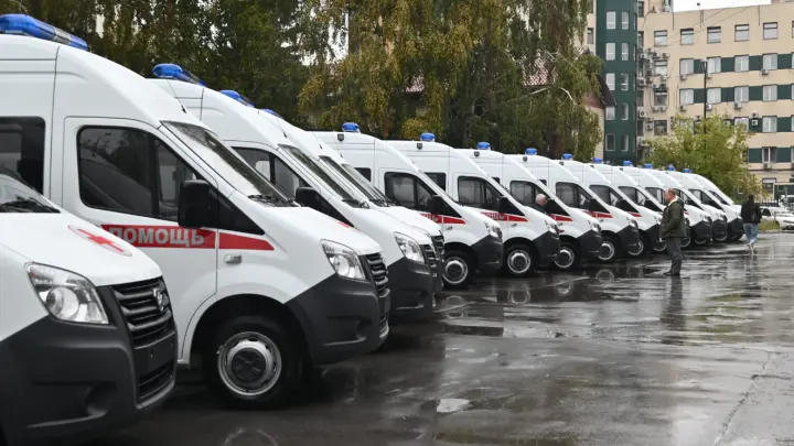 Станция скорой помощи получила 15 новых ГАЗелей, оснащённых необходимым оборудованием