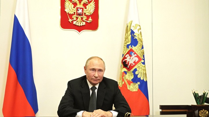 Владимиру Путину – 70 лет: Что дарили новосибирцы президенту России