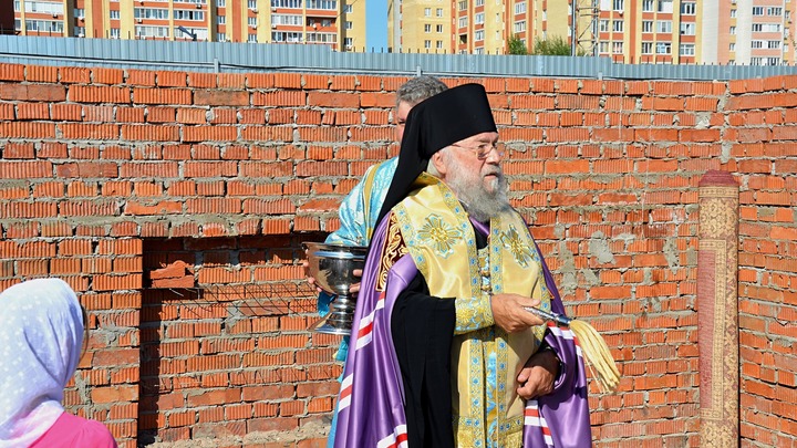 В Александрове заложили храм в честь иконы Божией Матери Всецарица