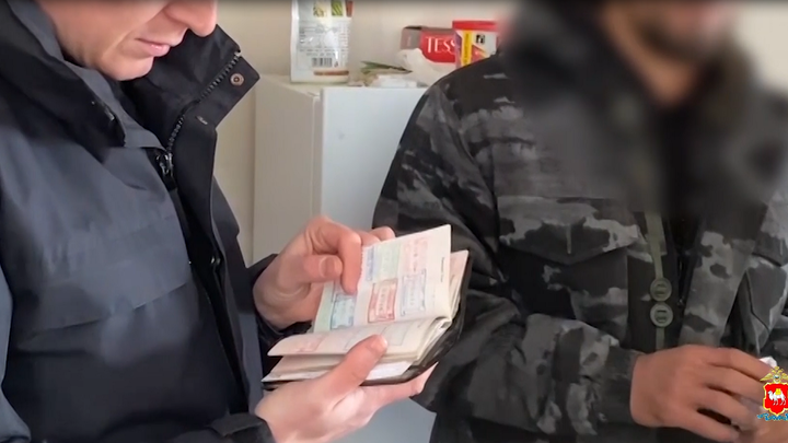 Мигранты не прошли тест на патриотизм в Челябинске