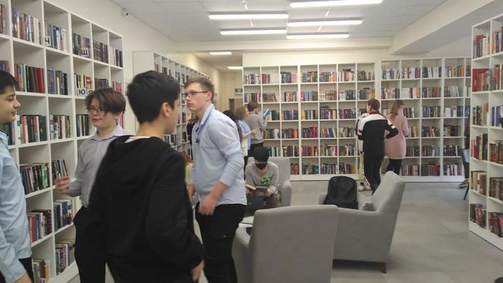 В библиотеках Подмосковья назвали самые популярные у читателей книги