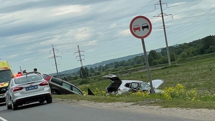 Семь человек в субботу пострадали в аварии под Дмитровом, двое погибли