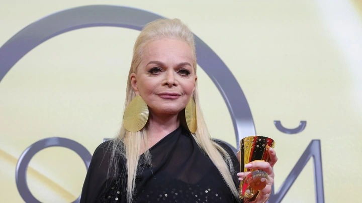 Долина в адеквате? Суд вернул квартиру артистке и разрушил жизнь покупательницы