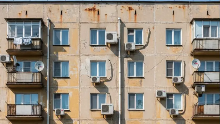 Минстрой запретил вешать кондиционеры без согласия соседей