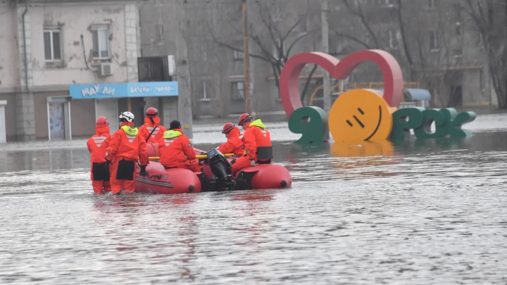 Ростехнадзор назвал причины аварии на дамбе, после которой затопило Орск в 2024 году