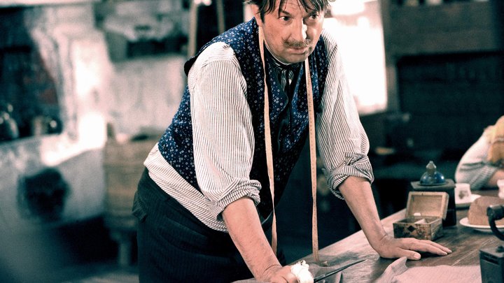 Самая незаметная роль Вицина. Любимец Гайдая спрятался в Бриллиантовой руке