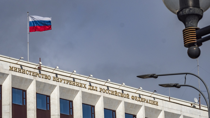 И Польшу тоже верните в состав России: преступные соглашения признаны на государственном уровне