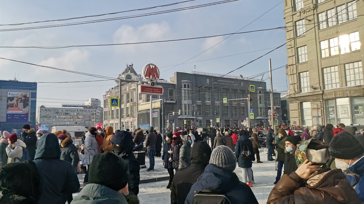 В центре Новосибирска перекроют часть улиц и запретят парковку 31 января