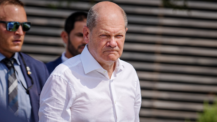 Требование Шольца возмутило немцев: Беднягу жёстко вернули в реальность