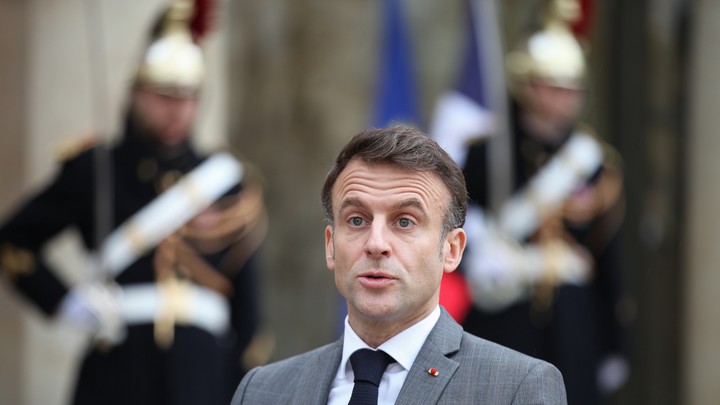 Макрон обиделся на Путина. И стал ещё смешнее