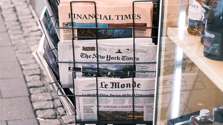 Киев обвинил газету Financial Times в распространении страха и паники в интересах России