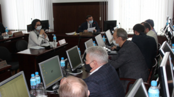 Полномочия по поддержке спортсменов Тольятти передали в Самару