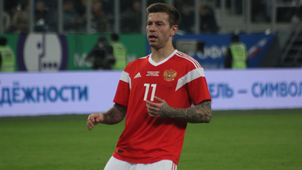 Фёдор Смолов: «Сомневаюсь, что моя жёлтая карточка перед матчем с ЦСКА — совпадение» Фёдор Смолов: «Сомневаюсь, что моя жёлтая карточка перед матчем с ЦСКА — совпадение»