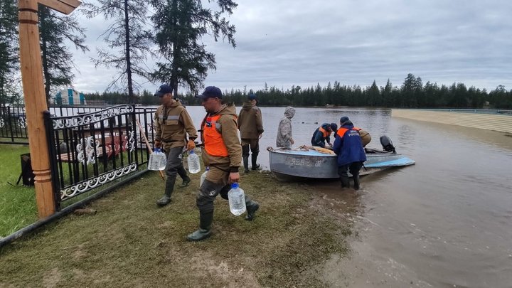 Из-за ливневых дождей реки Приморья выходят из берегов