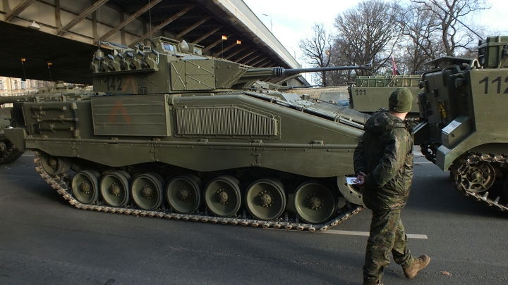 В Сети появились кадры переброски военной техники Польши к границам Белоруссии