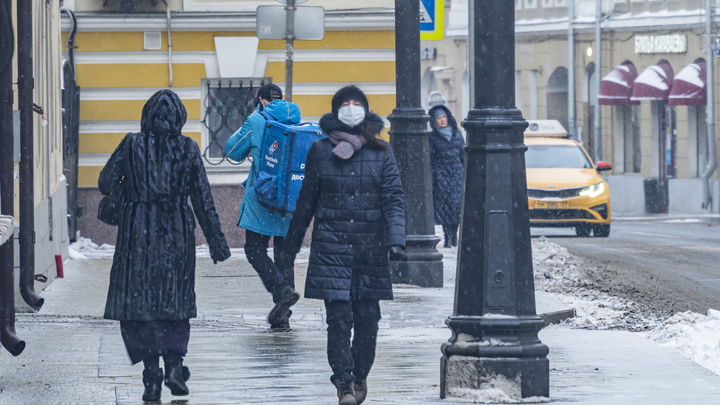 Уровень заболеваемости коронавирусом в Санкт-Петербурге упал на 31% за неделю