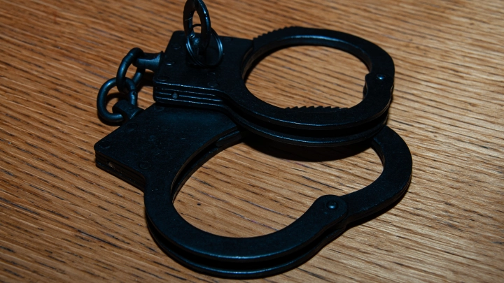 Призывал поджигать военкоматы. В Екатеринбурге задержали блогера-подстрекателя