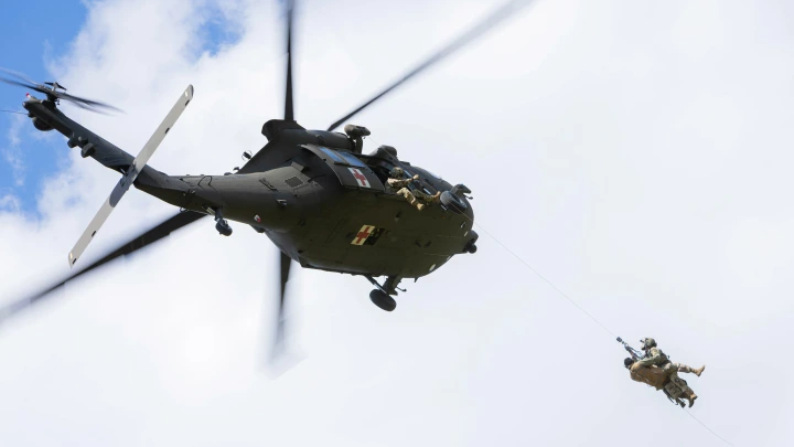 Коц: спецназ ГУР Украины под Красноармейск забросил американский Black Hawk