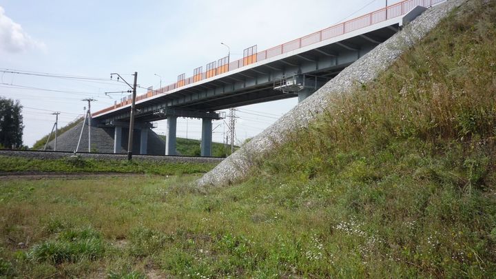 Под Новосибирском на неделю перекрыли движение по мосту из-за ремонта