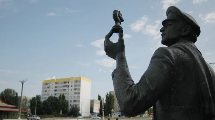 Защиту от «бабушкиной схемы» с квартирой нашли в «12 стульях»