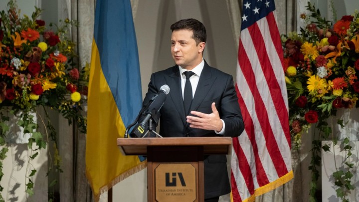 Конгрессмен США заподозрил, что выделенные Украине деньги осядут в кармане Зеленского