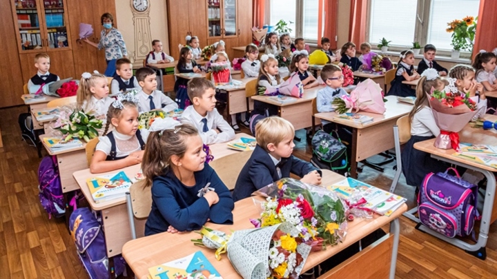 Более 44 миллионов рублей потратят на защиту школ от терроризма в Кузбассе