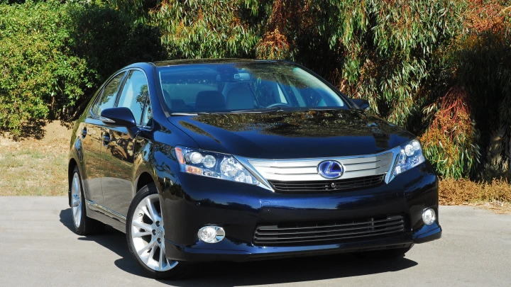 Подозрительная схема продажи люксовых авто на Кубани: пострадавшие лично расследуют дело, полиция разводит руками