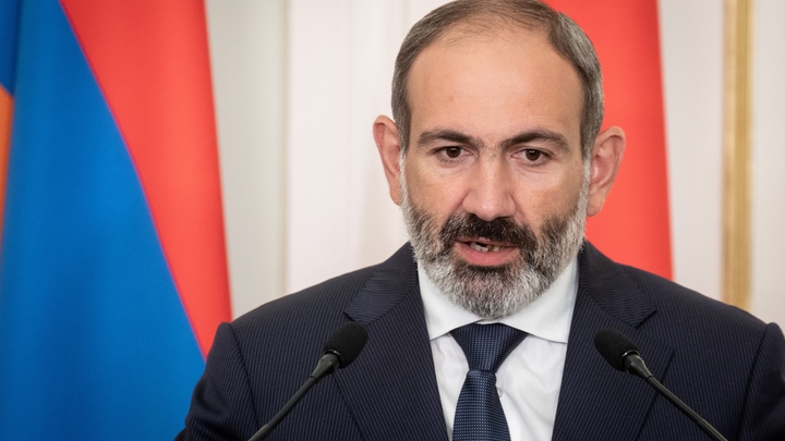 Премьер, отказавший Украине открывать второй фронт против русских, получил поддержку Пашиняна