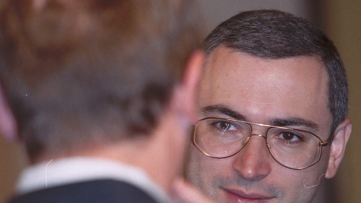 В Москве за антигосударственную деятельность награждают Ходорковского